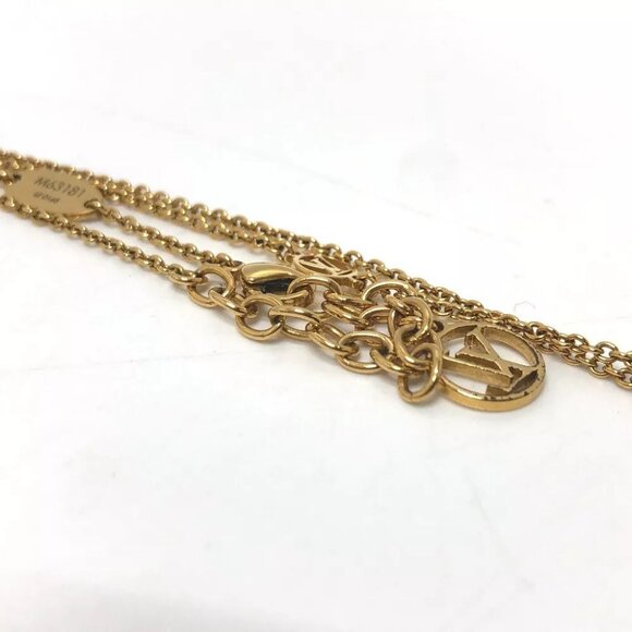 LOUIS VUITTON LV circle Essential V Pendant Necklace - Picture 2 of 11